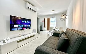 Modern Retreat In The Heart Of St Julians